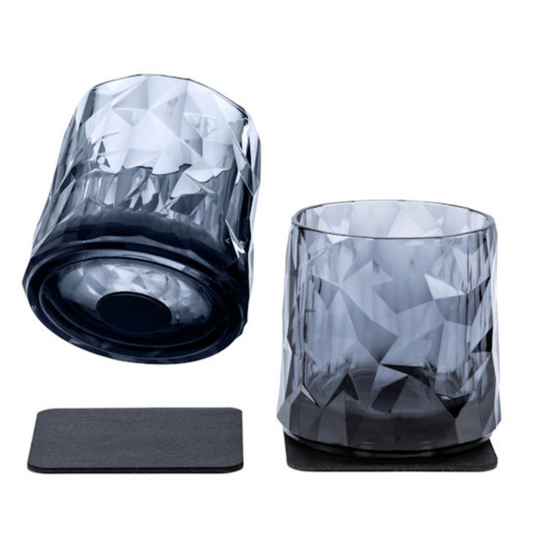 2 Magnetic Plastic Tumbler Glasses image 0