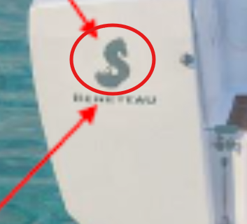 Chrome Beneteau Sea Horse (2 Tails) image 1