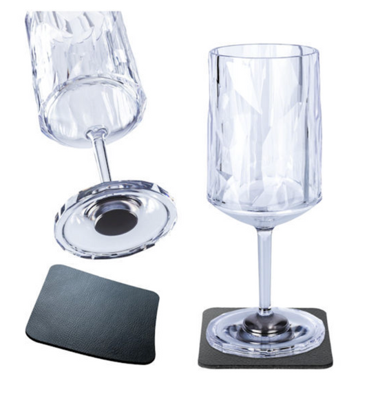 2 Magnetic Plastic Wine Glasses image 0