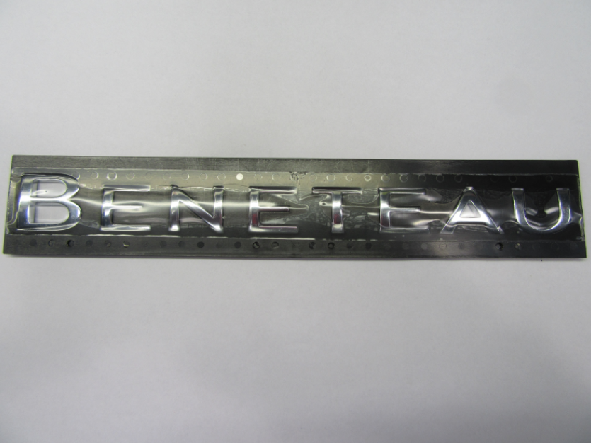 Beneteau Chrome Logo – 10" image 0